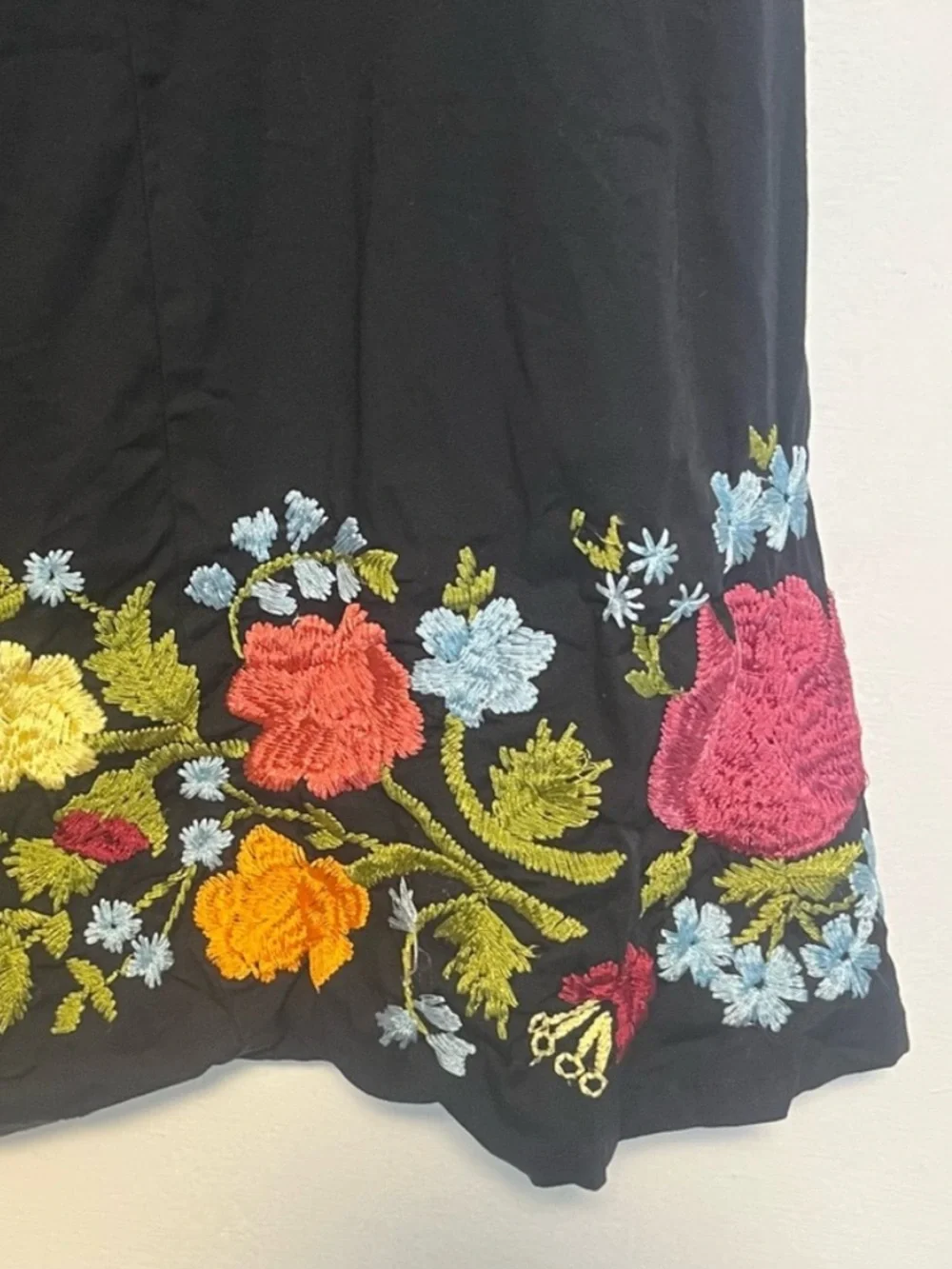 PERSAMAN New York Embroidery Skirt